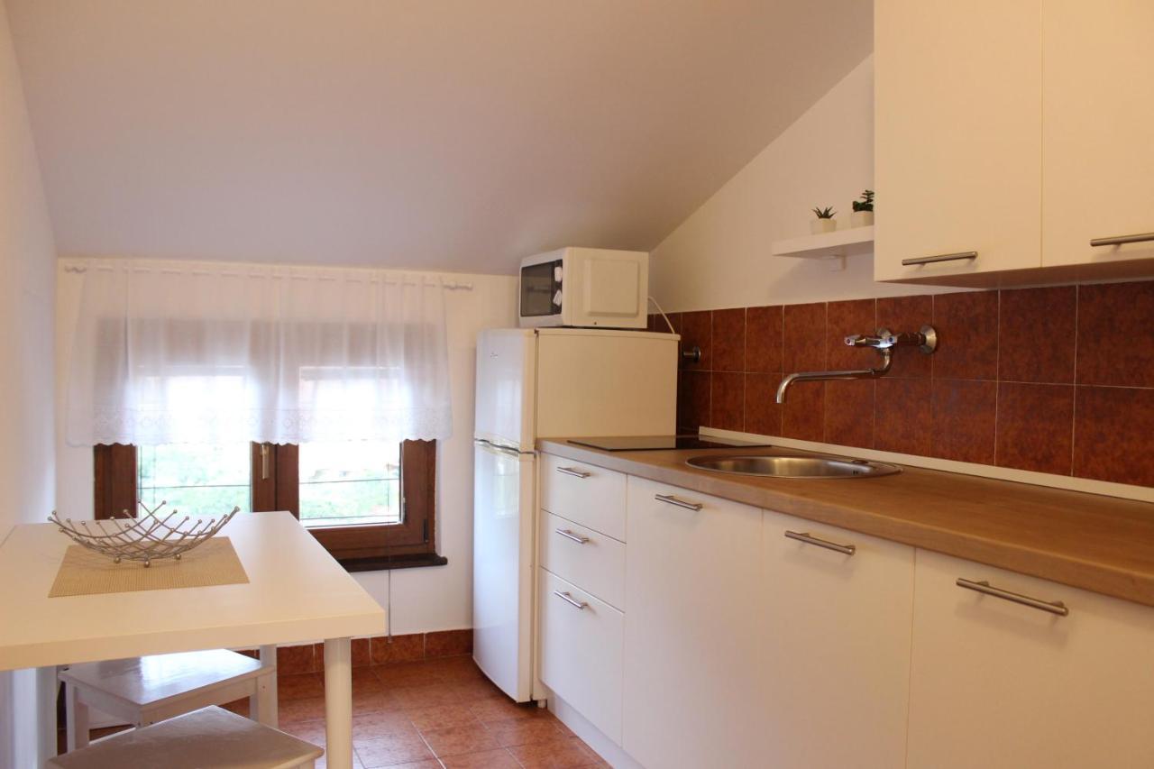 Apartments Dejana Štinjan Eksteriør bilde